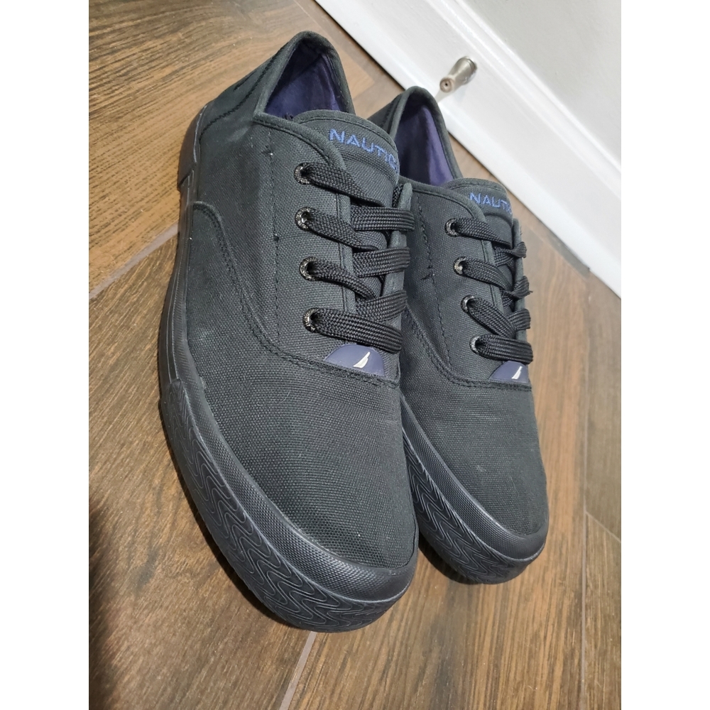 Nautica Men's Tennis Shoe, Size 11, Black